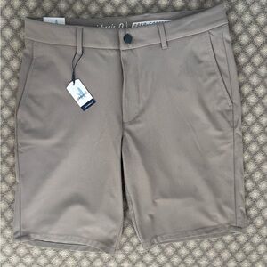 Johnnie-O prep-formance shorts size 30 NWT